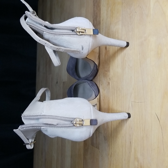 Suede pointed toe ankle strap 8 - Picture 10 of 14